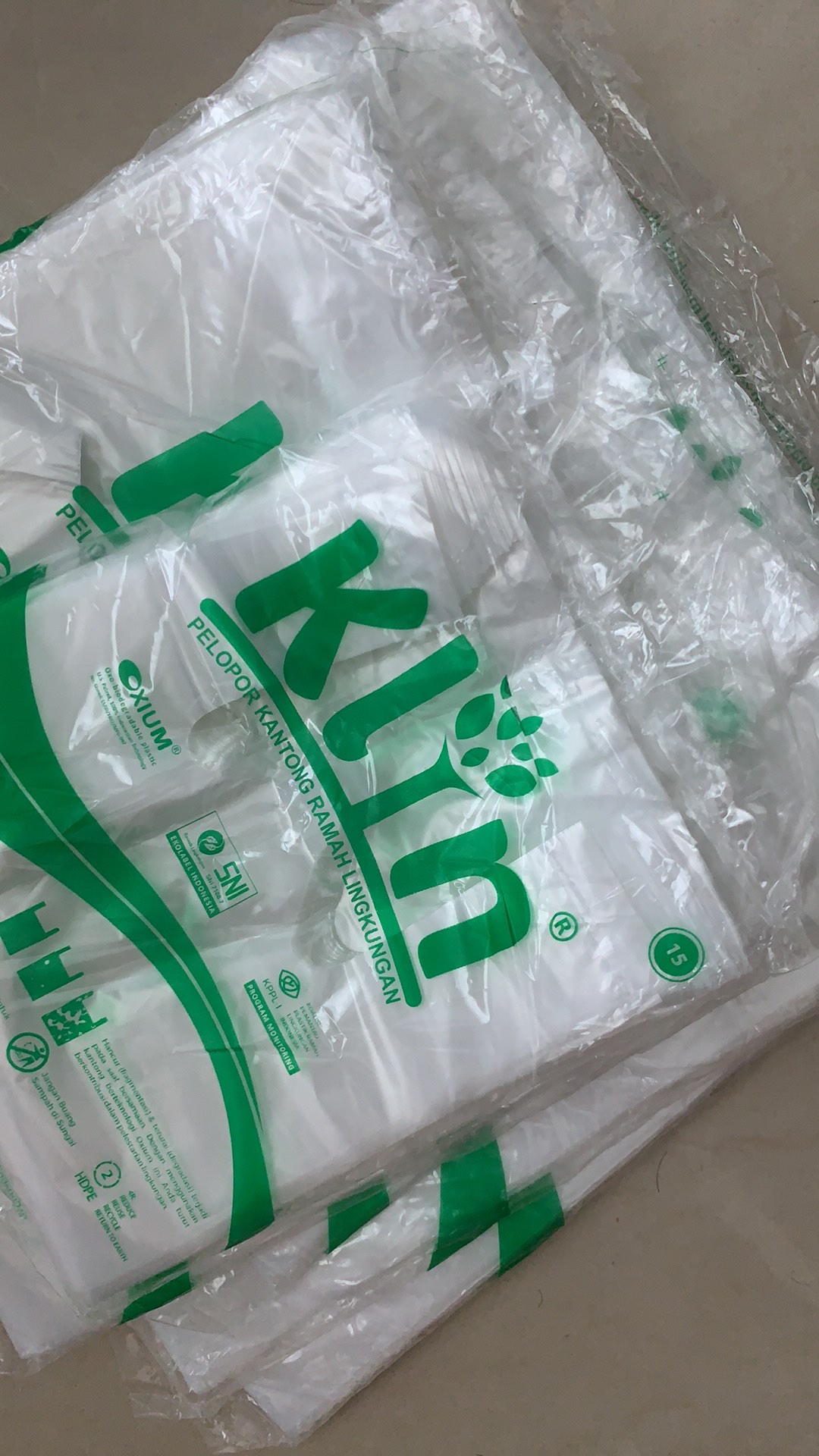 Kantong Plastik Kresek Hd Klin Oxium 200 Gram Uk 24 Sedang Tanggung Medium Transparan Ramah