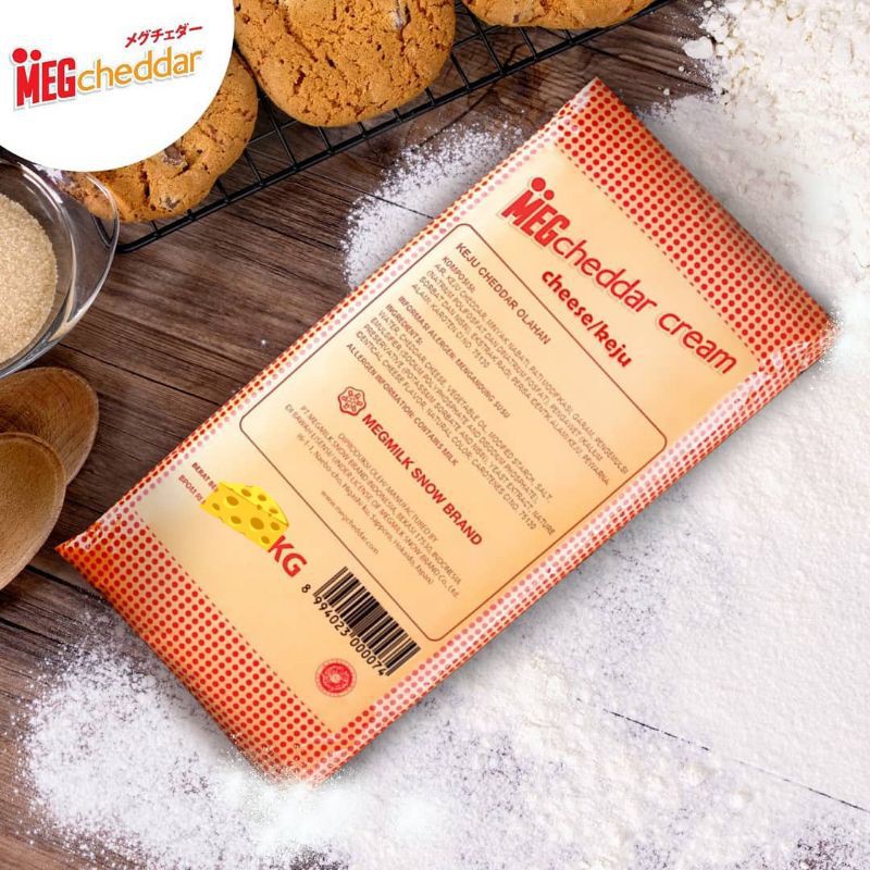 MEG CHEESE Keju Cheddar Cream 1 Kg Halal Chedar