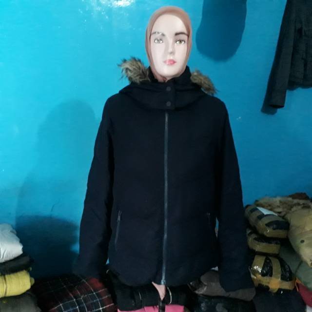 Preloved jaket bulu angsa GAP luxury