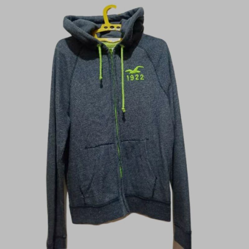 Preloved hoodie hollister original