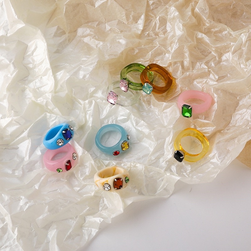 (GET 3PCS) Bulky resin statement ring set