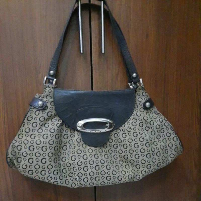 Preloved Tas Wanita Merk Guess Original
