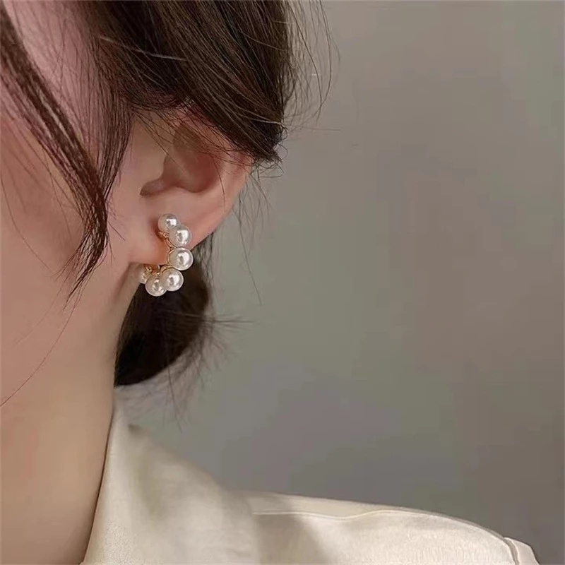 Anting Stud Mutiara Bentuk C Geometris Gaya Vintage Korea Untuk Wanita