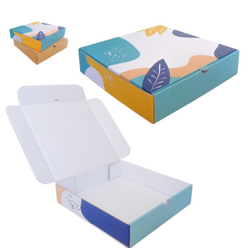 

Box 30x30x7 cm kardus/karton/hampers