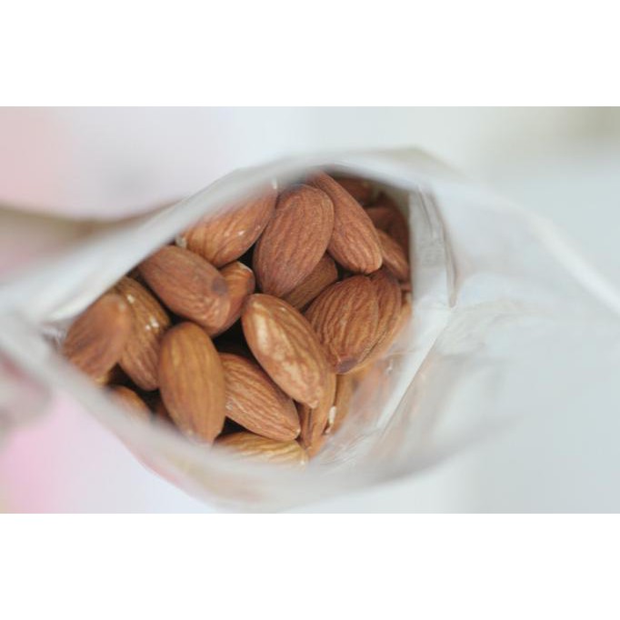 

ENAK Almond Whole Natural - 1 kg TERLEZAT