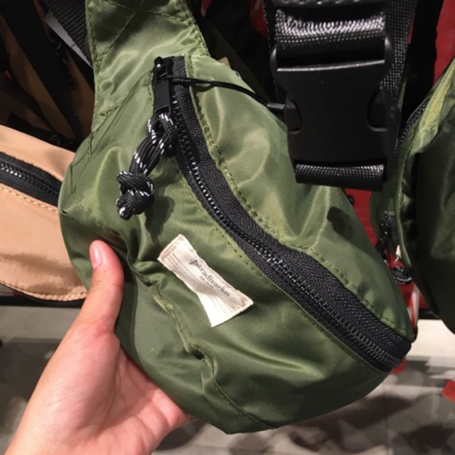 Stradivarius nylon belt bag original from stradivarius sale