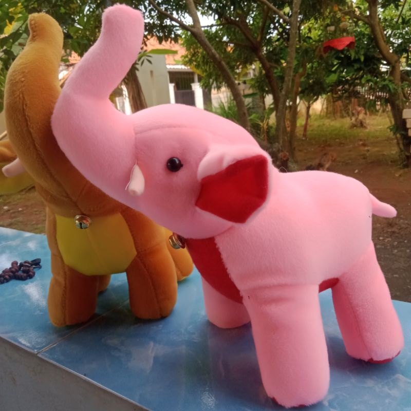 Boneka gajah size m ukuran 35 cm