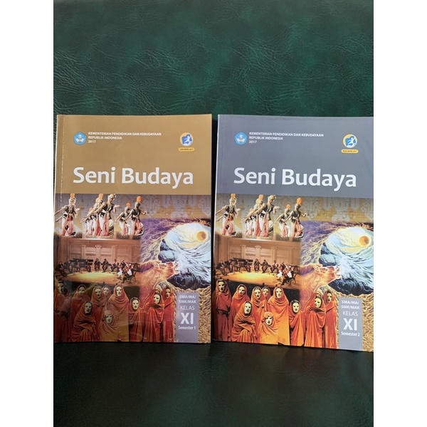 

BUKU SENI BUDAYA KEMENTERIAN PENDIDIKAN DAN KEBUDAYAAN REPUBLIK INDONESIA 2017 untuk SMA/MA/ SMK/MAK KELAS XI Semester 1 & 2