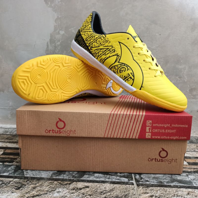 SEPATU FUTSAL ORTUSEIGHT CATALYST GRADE ORI (BISA COD)