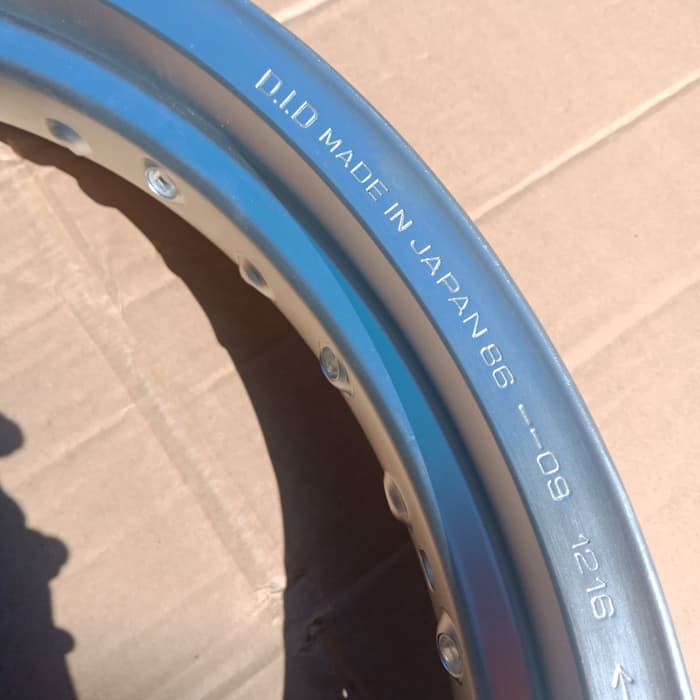Velg DID Japan Original Ukuran 300 Ring 17 motors