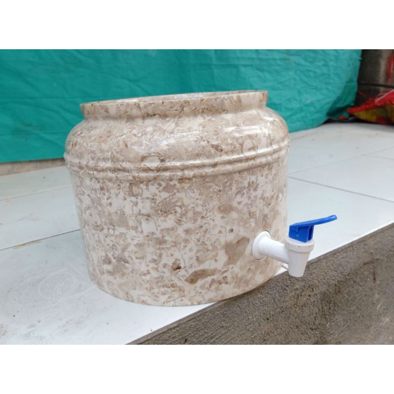 Guci Marmer Tempat Air Galon