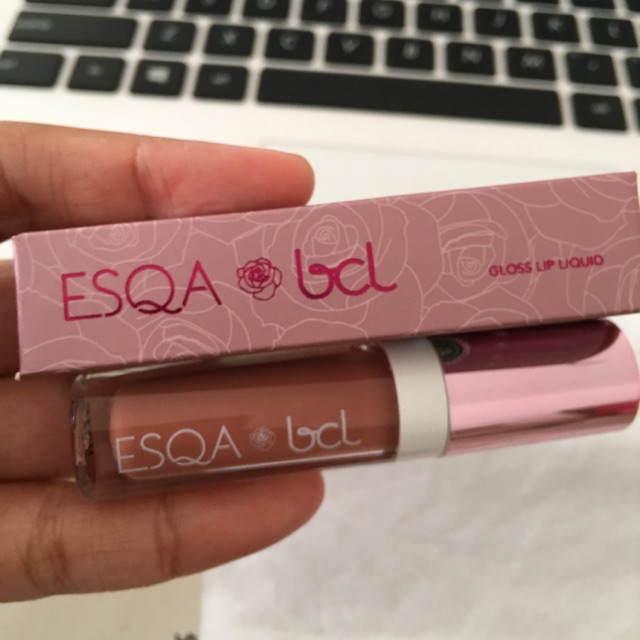 Esqa lip gloss liquid finesse preloved