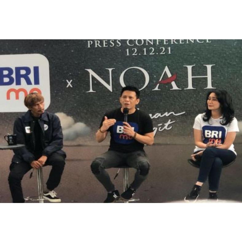 Kaos Ariel Noah