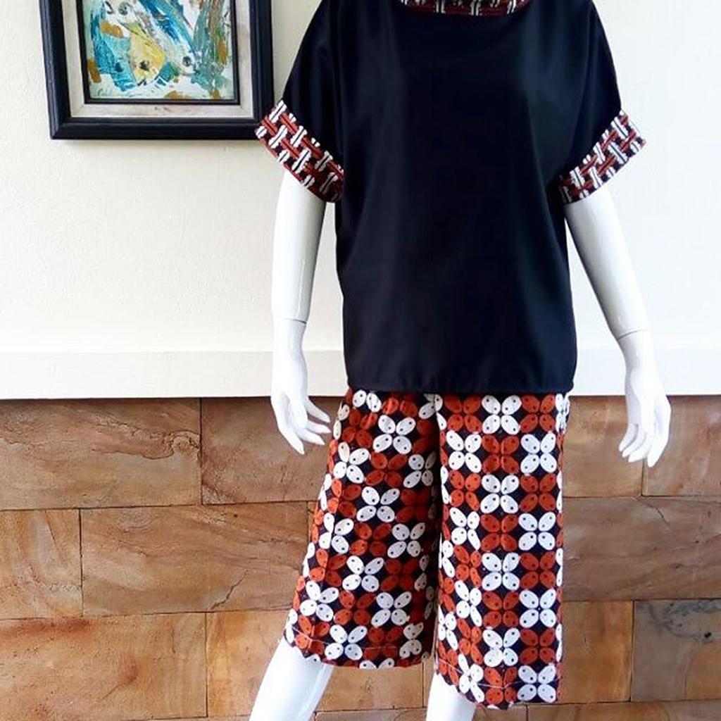 Kawung Culotte & Black Top (1 set)