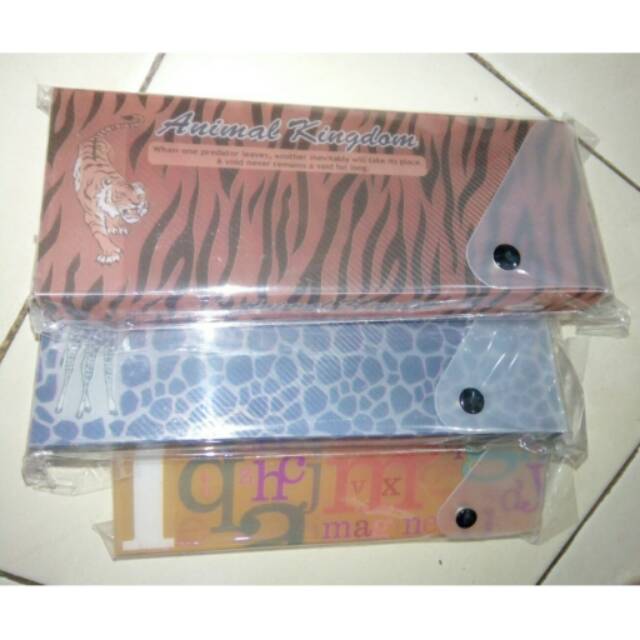 

Kotak pensil mika