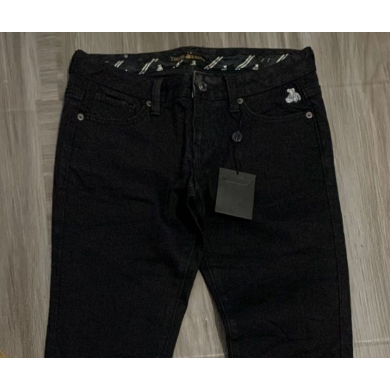 PRELOVED CELANA TEENIE WEENIE