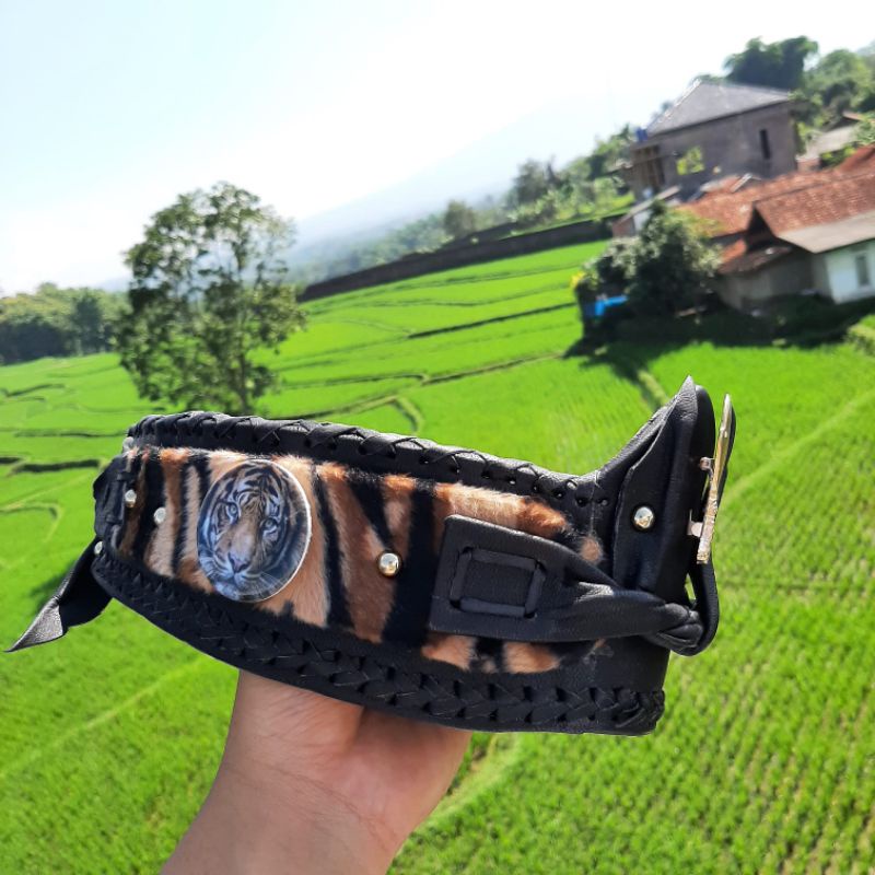 Blangkon Kujang Bendo Sunda Kulit Sapi Asli Made In Garut