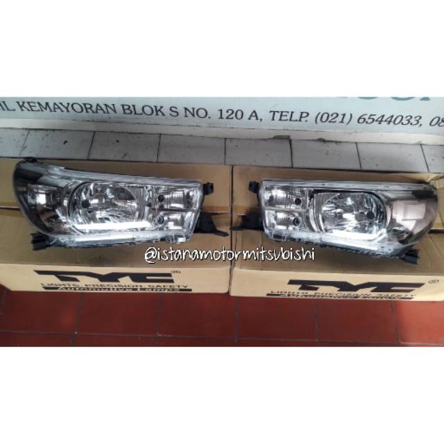 Headlamp Lampu Depan Toyota Hilux Revo