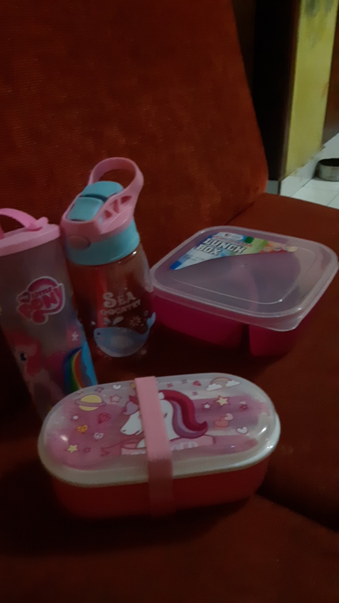 Lunch Box / Tempat Makan / Kotak Makan Sekat Clio Yokohama Per Buah