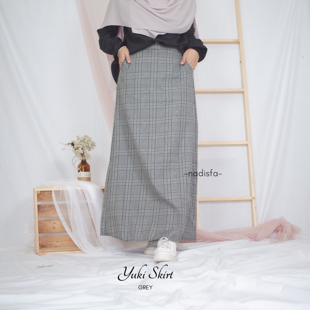 YUKI SKIRT ROK SPAN MOTIF ROK TARTAN