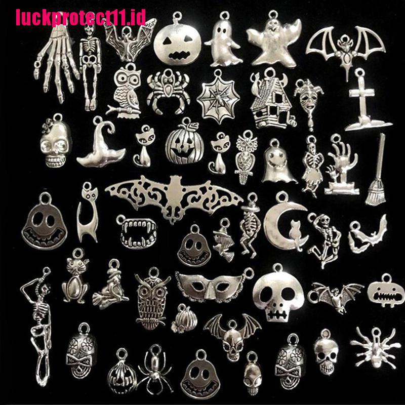 50 Pcs Liontin Bentuk Kelelawar Skeleton Warna Silver Untuk Perhiasan Halloween Charms