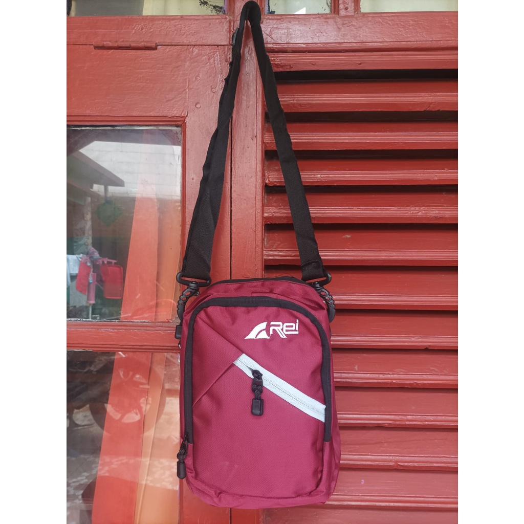 Tas Selempang Rei / Waistbag Rei / Tas Pinggang Pria Rei Bahan Condura / Arei Rei Tas Selempang Wais
