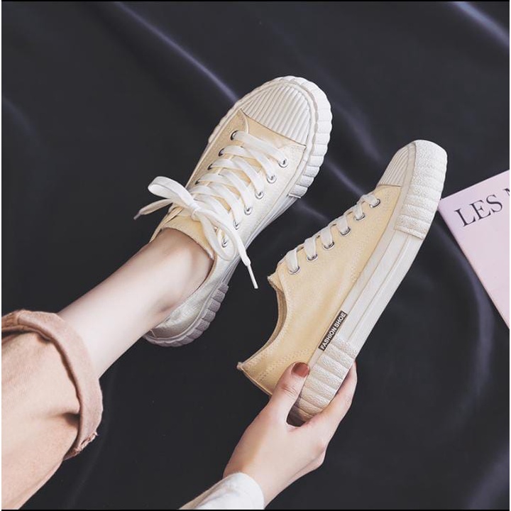 CaniKorea &quot;FREE BOX&quot; Dahyun Sepatu Sneakers Wanita Korea Sneakers Kanvas Sepatu Cassual Stylish 9080