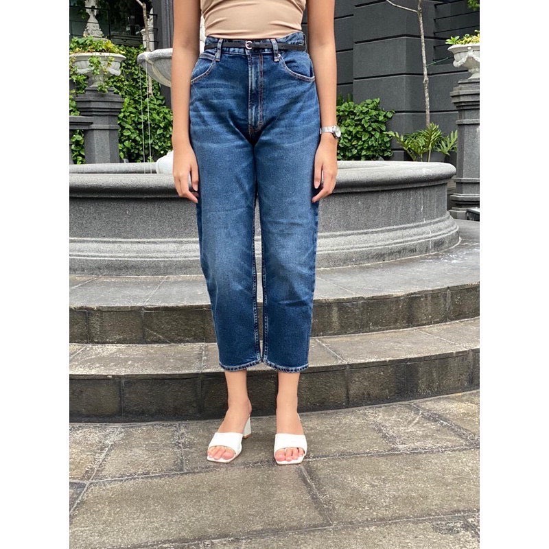 UNQ JEANS GU