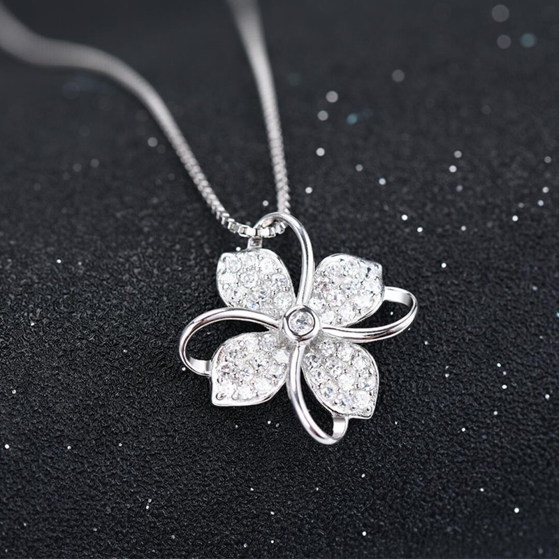 New Korean Style Lucky Clover Micro Pendant 925 Silver Necklace Jewelry