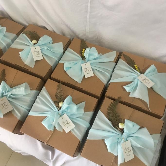 

BISA BAYAR DITEMPAT Paket Hampers Isoman 2021 BERKAH