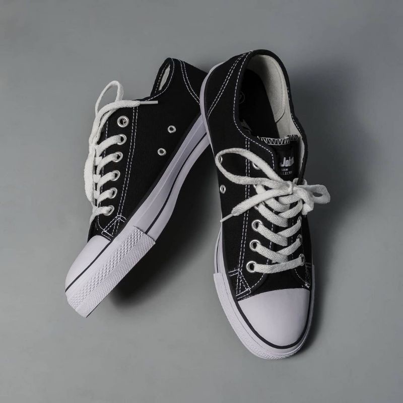Sepatu Johnson Basic Low Black White Original