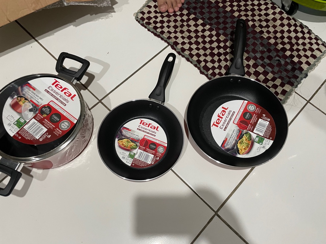 Tefal Essentials Stewpot 20 Cm + Lid Panci Anti Lengket From Perancis