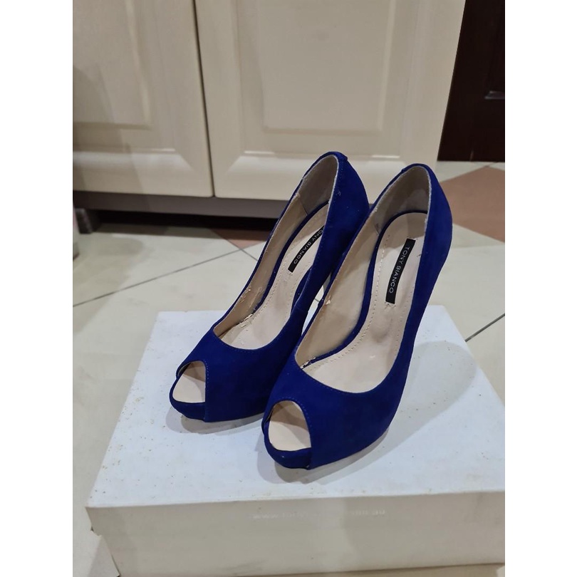 Tony Bianco sz 5/35 Blue suede peep toe heels