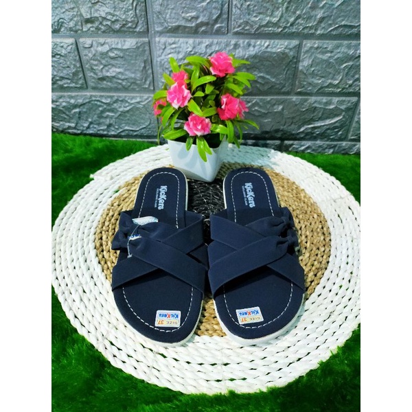 sandal wanita slop silang kickers