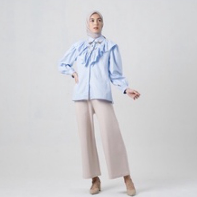 jenna & kaia - bria top powder blue