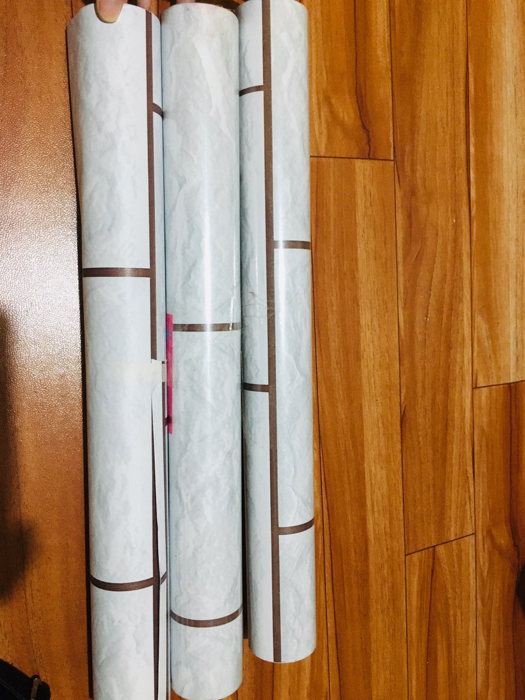 Wallpaper Bata Putih 45cmx10 Mtr