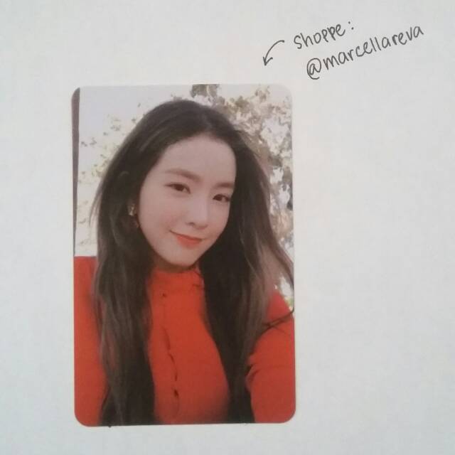 Irene red velvet photocard - perfect velvet / peek a boo (rare)