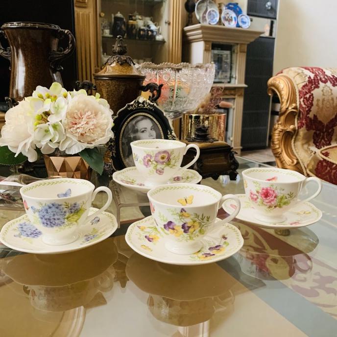 Tea set / cangkir kopi / teh / esly / 4 cangkir / 4 saucer / mewah /