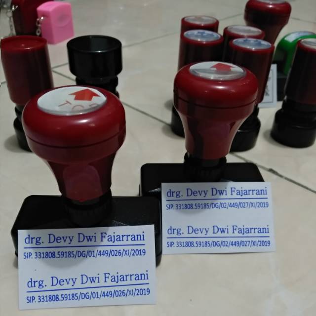

Stempel Nama NIP SIP DOKTER PETAWAT BIDAN
