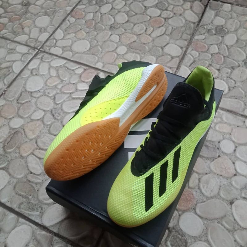 Sepatu Futsal Adidas x18.3 IN yellow black