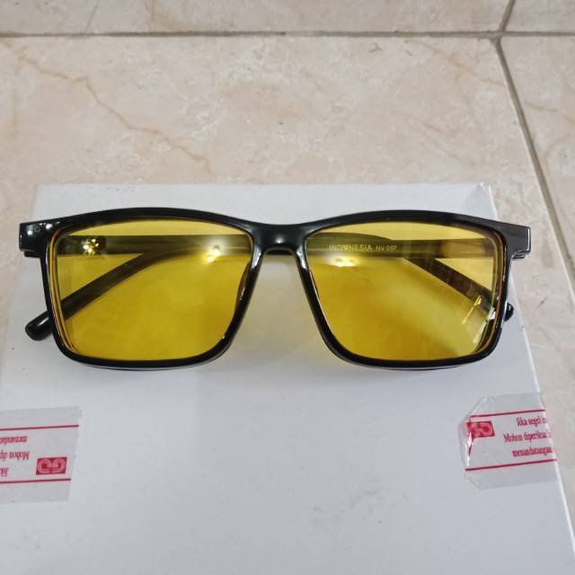 Kacamata NV007