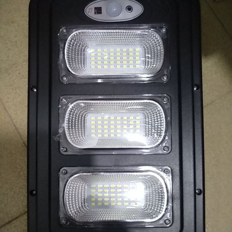 LAMPU JALAN LED TENAGA SURYA / SOLAR PANEL 60W