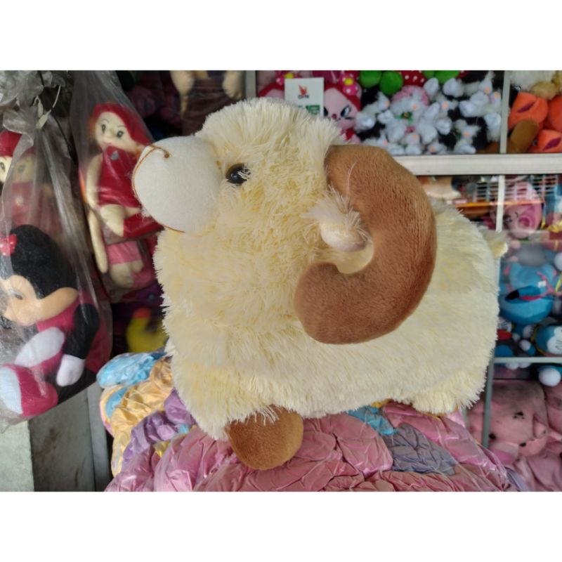 boneka  domba - boneka  kambing domba