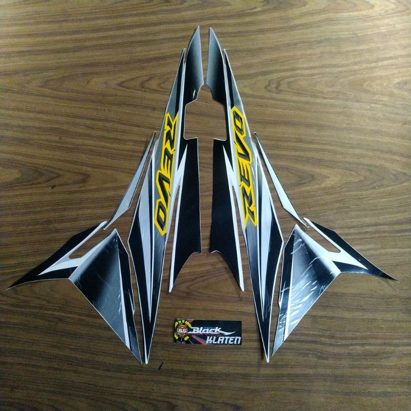 Cod striping Sticker motor honda Revo 2008 jari sticker revo tahun 2008 ruji