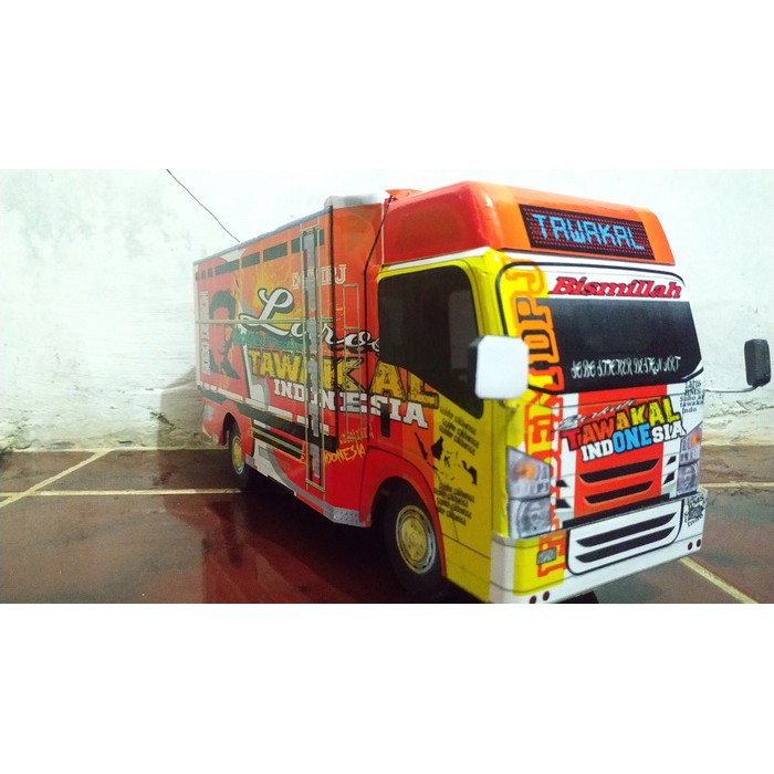 Truk Canter Harga Miniatur Truk Tawakal Indonesia Truk Canter Harga Miniatur Truk Tawakal Indonesia
