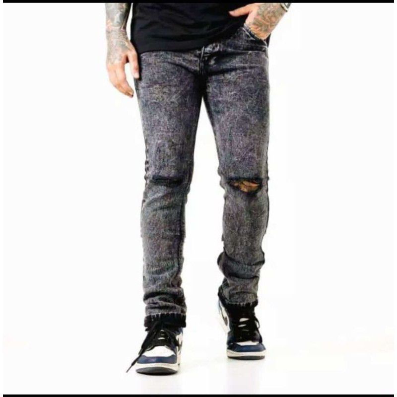 CELANA JEANS SOBEK LUTUT PRIA SNOW BLACK SANDWASH ACID RIPPED PREMIUM