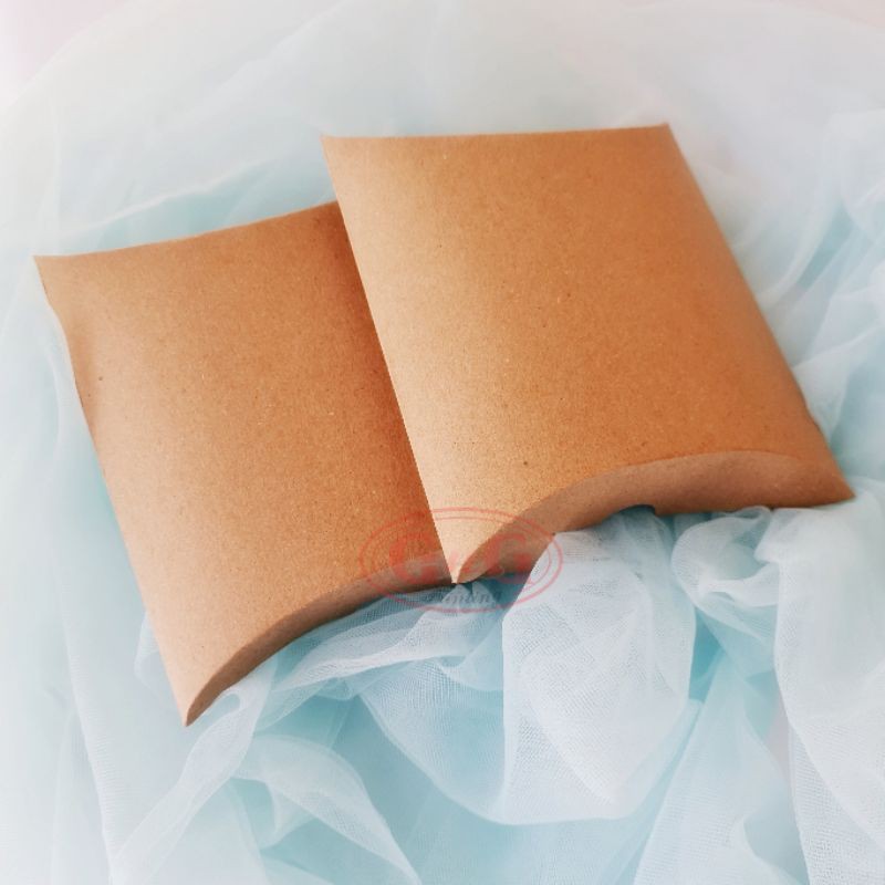 

20pcs - Paper Bag Pillow Gift Box Kotak Hadiah Packaging Kraft, 14x15,5x3,5 cm