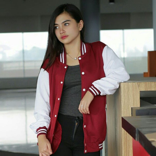 Jaket Milea Dillan 1990 - Fashion Terkini