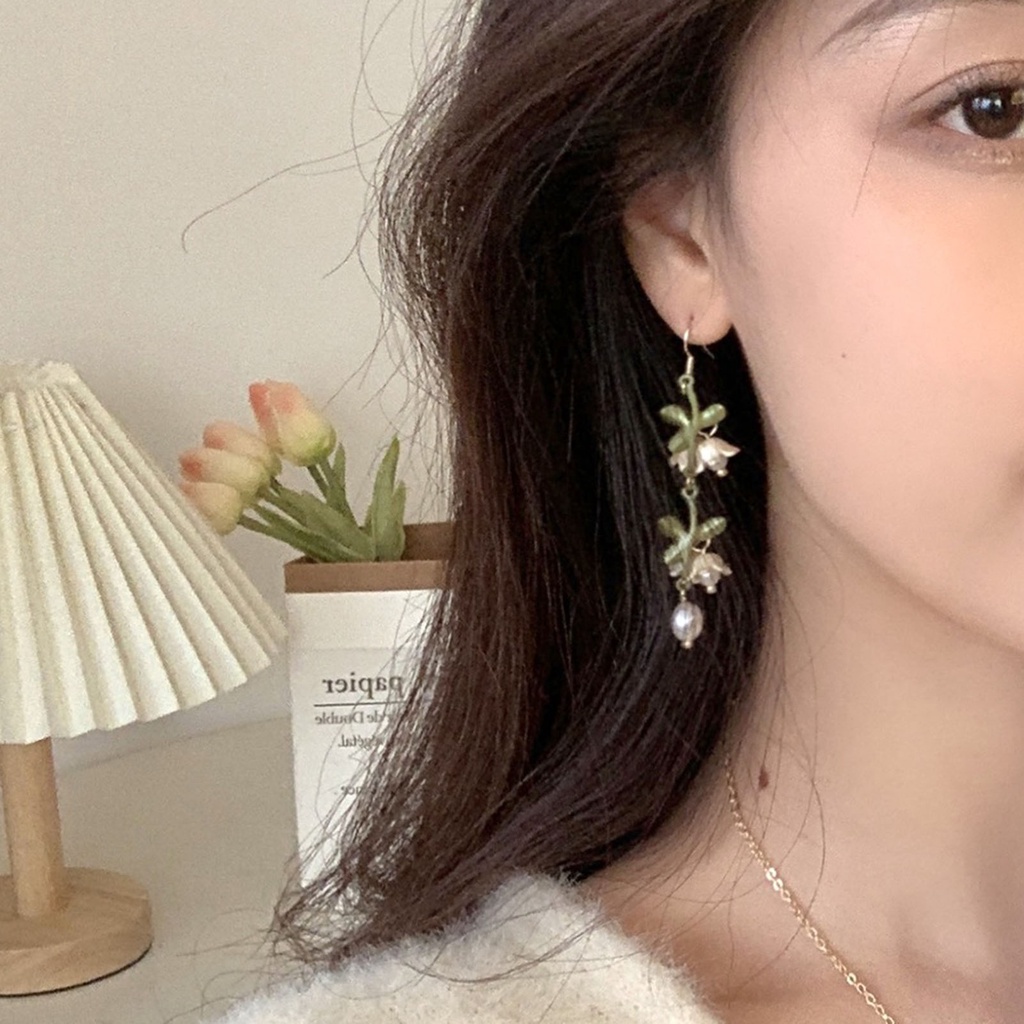 Hu Hu Hu Hu Hu Alat Bantu Pasang Kacamata♡ 1 Pasang Anting Kait Desain Daun Hijau Aksen Mutiara Tiruan Untuk Hadiah