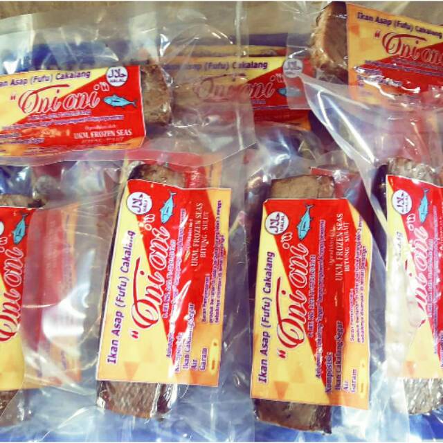 

Ikan asap ,, cakalang fufu khas manado